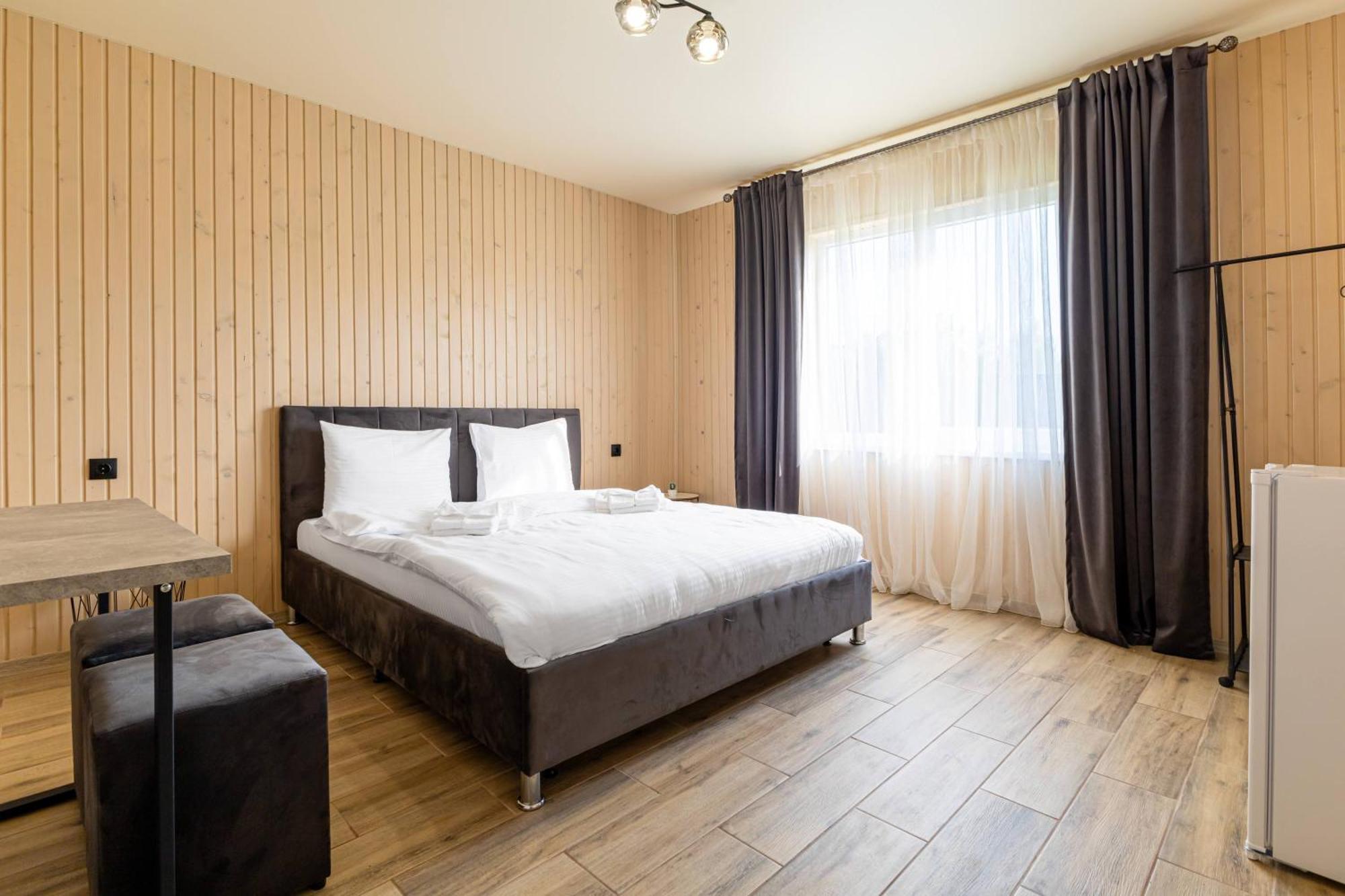 Fenix Hotel Solotvyno Luaran gambar